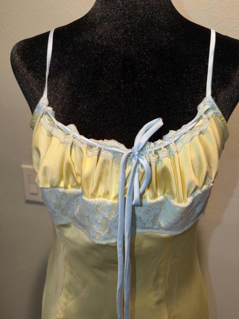 PINK x Frankie’s Bikinis Yellow Satin Slip Romper with Light Blue Trim Y2K - Picture 4 of 7
